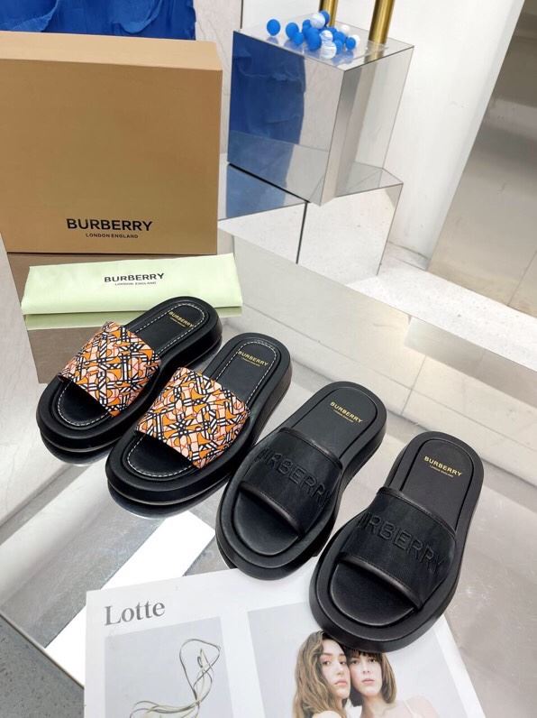 Burberry Slippers